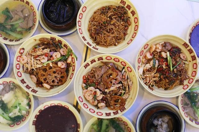 南昌的网红“周真真南昌粉面店”开到了杭州啦
